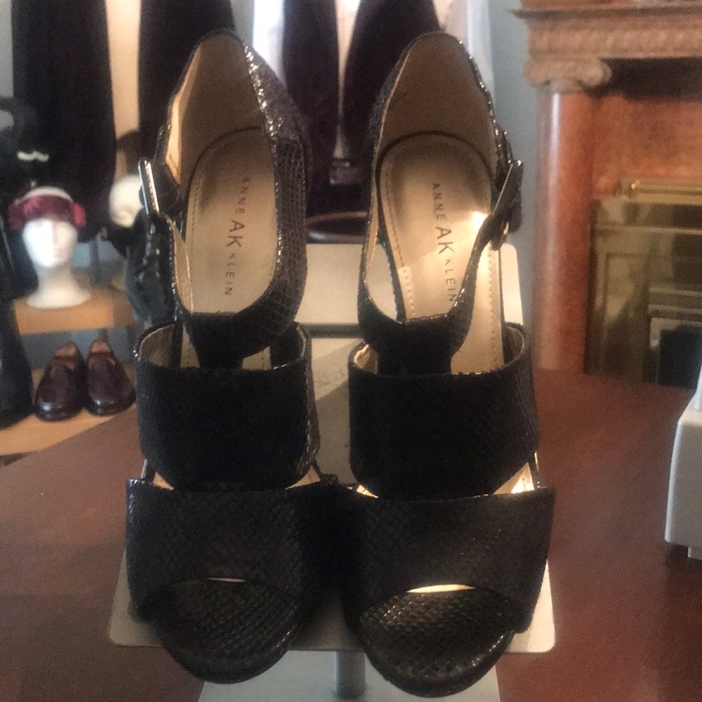 Anne ak Klein I flex black heels 8.5m